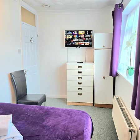 Gillings Villa -Perfect For Long & Short Stays Gillingham  Exteriér fotografie